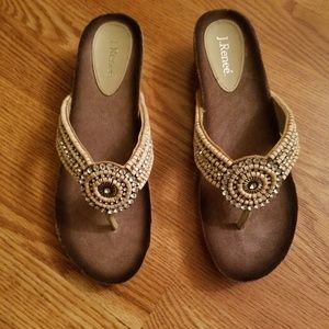 J.  Renee

Spadix Wedge Sandal 